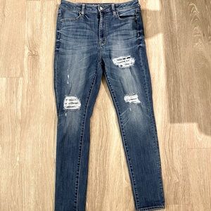 AE Super High Rise Distressed Skinny Jeans